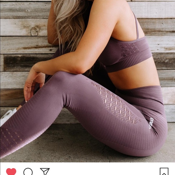 Gym shark leggings - Picture 1 of 8